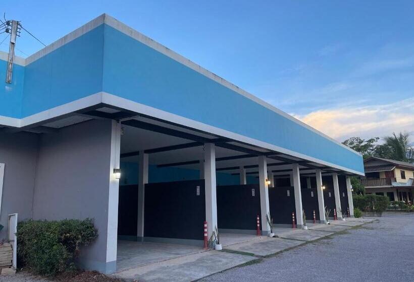 فندق صغير โรงแรมโทนี่วิลเลจtony