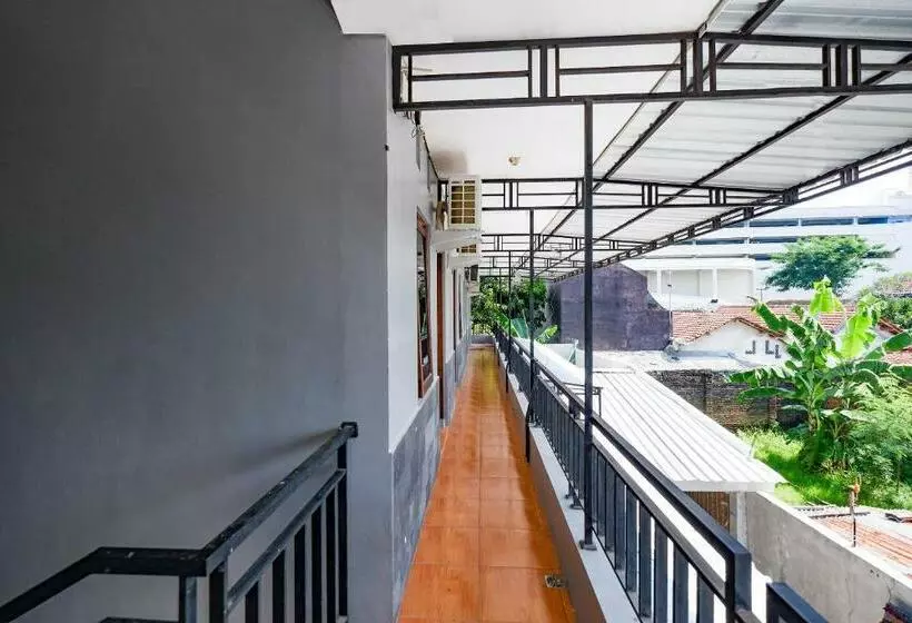 Hotelli Orchid House By Oyo Rooms