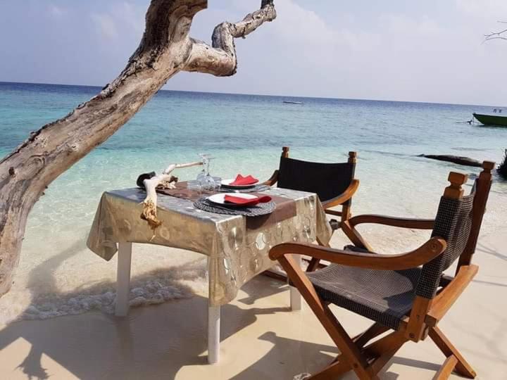 پانسیون Himandhoo Travel & Stays