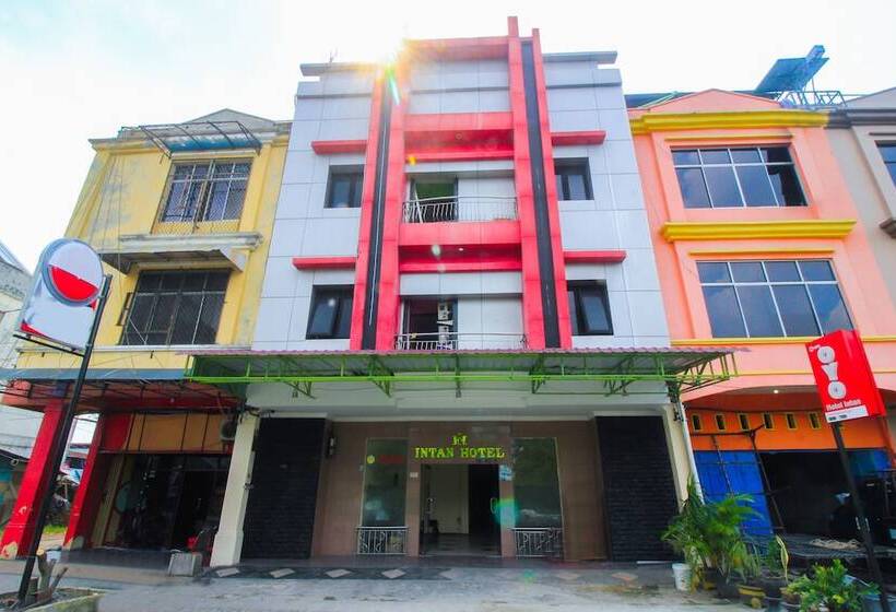 Общежитие Intan By Oyo