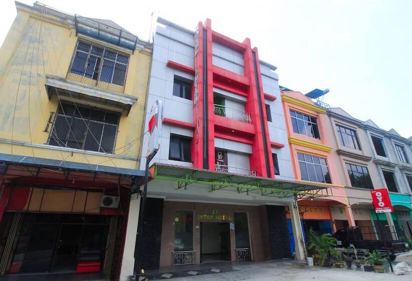 Общежитие Intan By Oyo