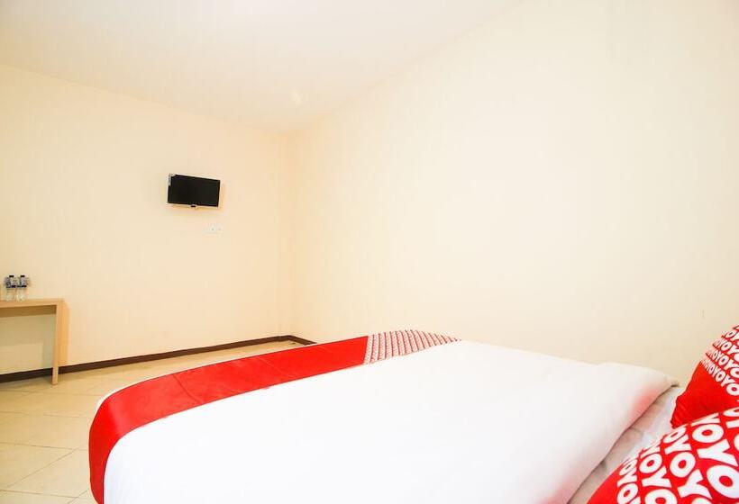 Общежитие Intan By Oyo