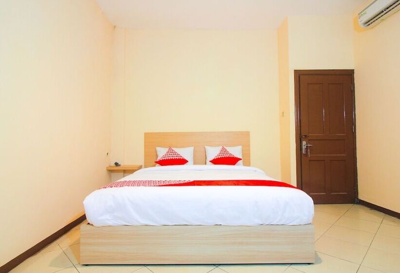 Общежитие Intan By Oyo