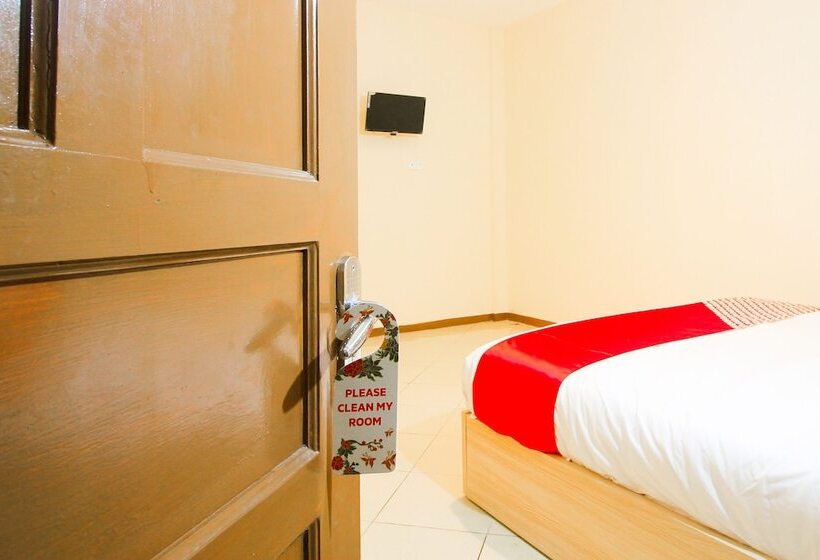 Общежитие Intan By Oyo