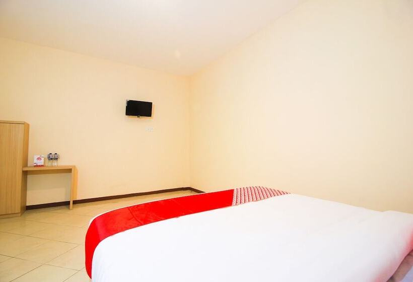 Общежитие Intan By Oyo