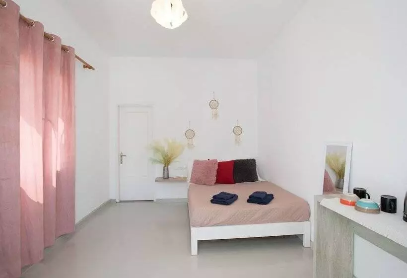 Dimelal Mikonos Downtown Apartments