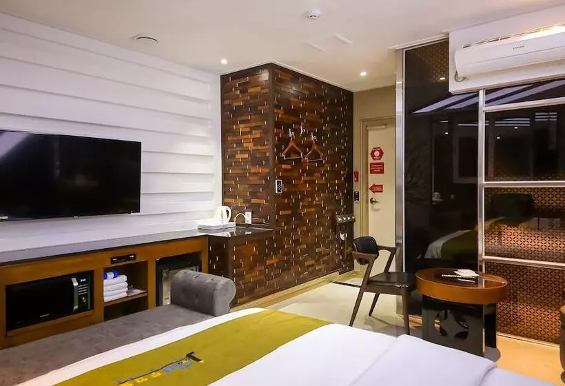 Donghae Luxury Java Self Check In Motel