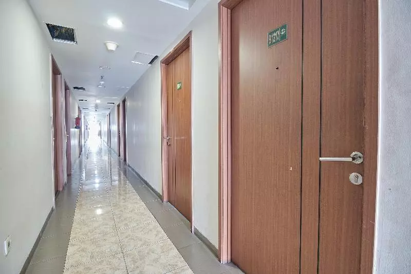 Hotelli Apartment Green Lake View Ciputat By Celebrity Room