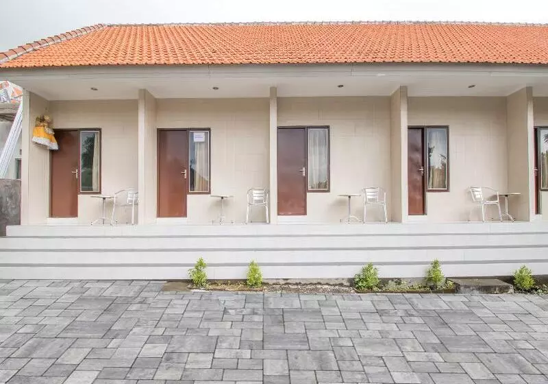 Hotelli Berlian House Ungasan By Oyo Rooms