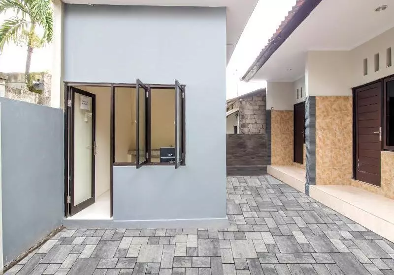 Hotelli Berlian House Ungasan By Oyo Rooms