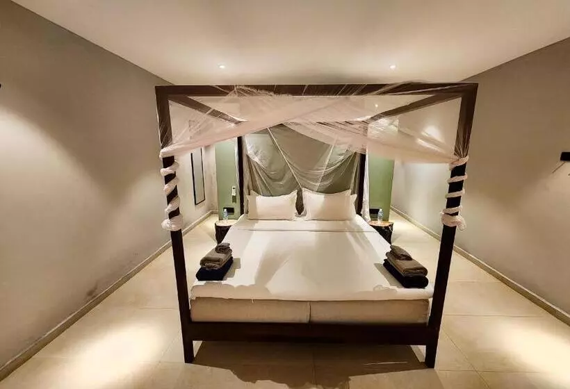 هتل Kalimba Beach Resort