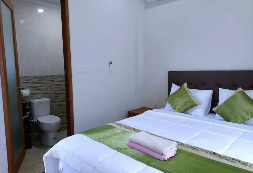 Majatalo Green Palace Homestay