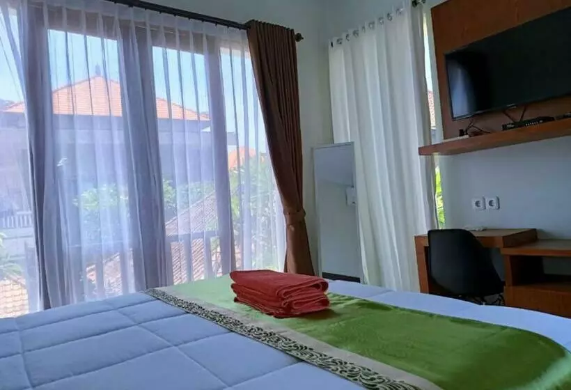 Majatalo Green Palace Homestay