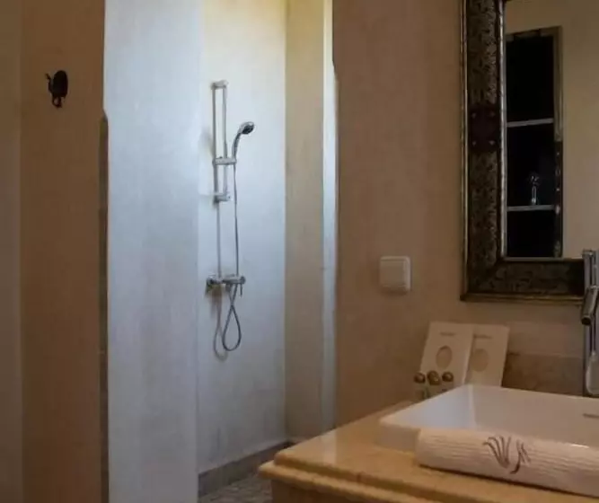 ペンション Villa Dar Taous