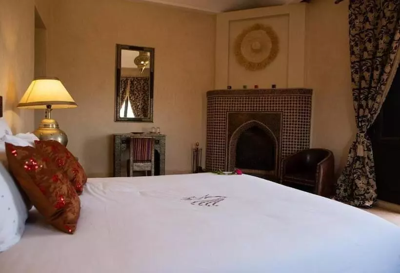 ペンション Villa Dar Taous
