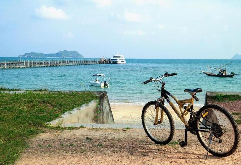 호텔 Baan I Talay Chumphon บ้านไอทะเลชุมพร