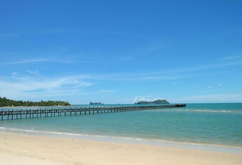 호텔 Baan I Talay Chumphon บ้านไอทะเลชุมพร