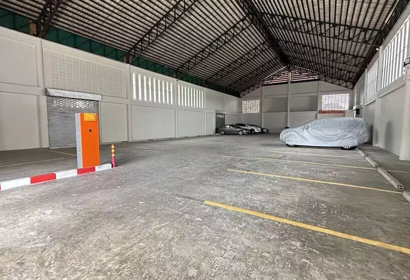 Hotelli Buathong Pool Villa