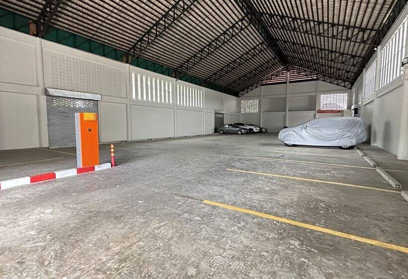 בית מלון כפרי Buathong Pool Villa