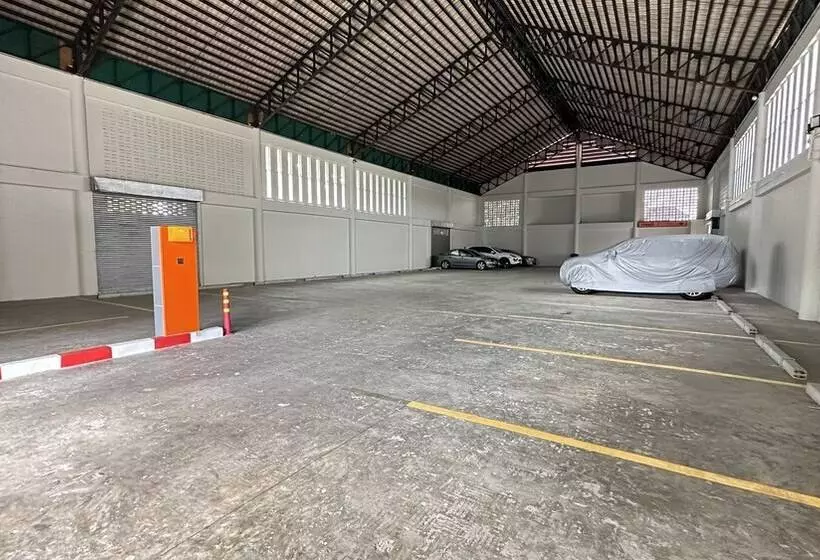 Hotelli Buathong Pool Villa