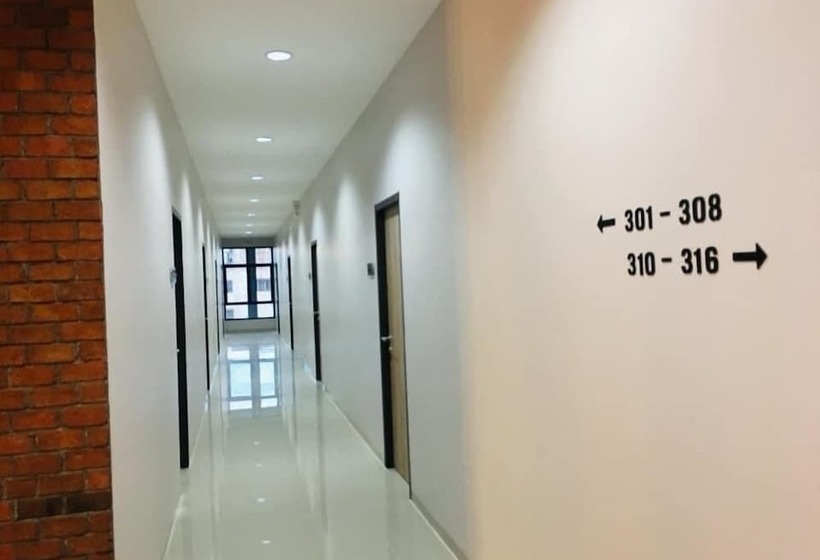 בית מלון כפרי Buathong Pool Villa