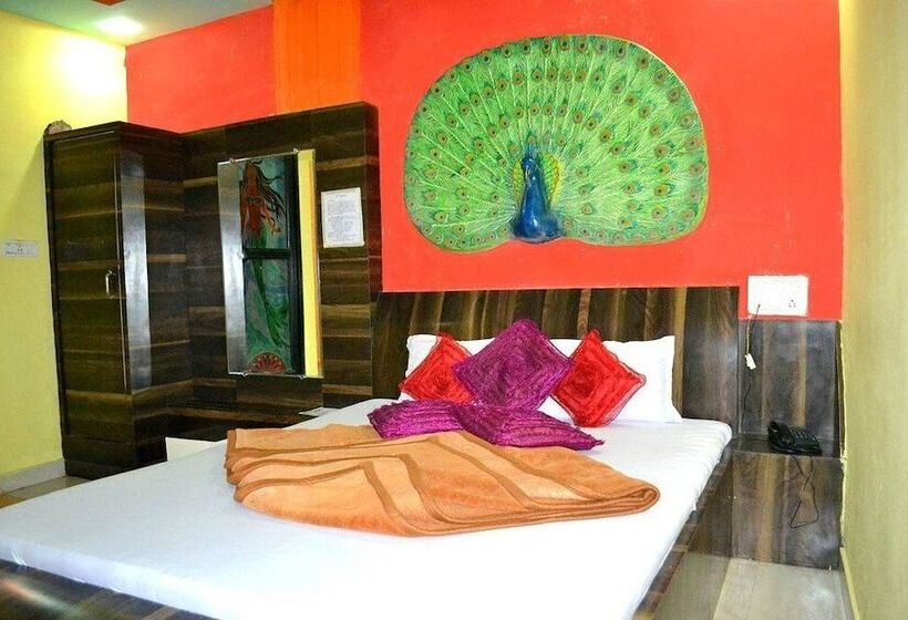 酒店 Mrignayani Pachmarhi