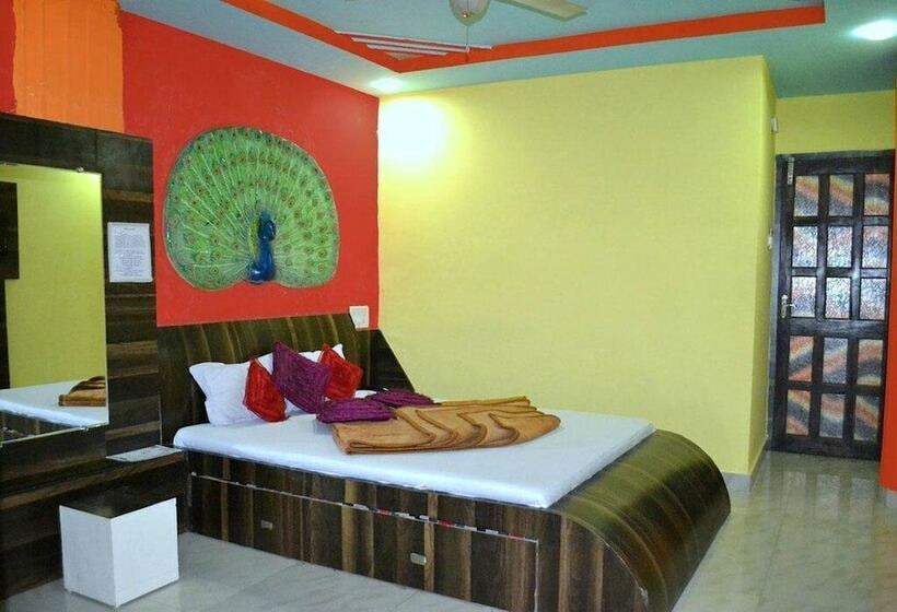 酒店 Mrignayani Pachmarhi