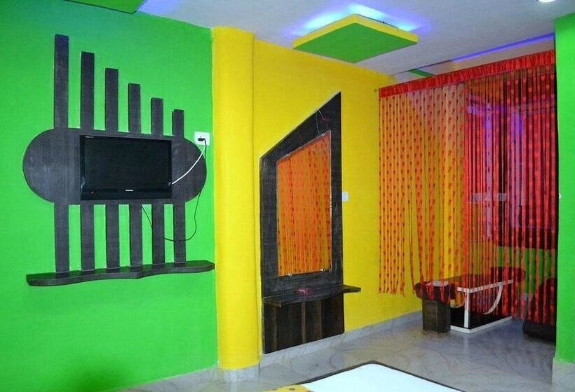 酒店 Mrignayani Pachmarhi