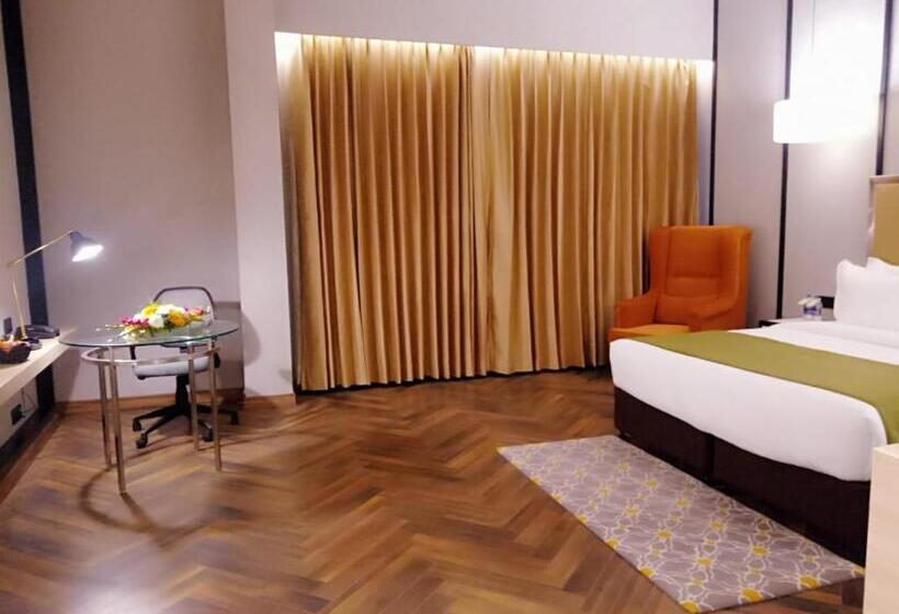 בית מלון כפרי Polo Towers Agartala