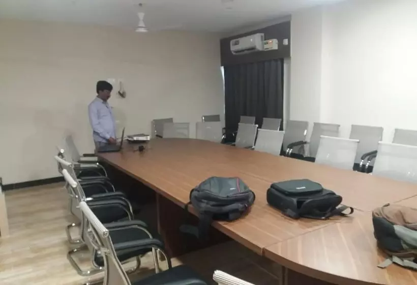 ホテル Bidar Gateway