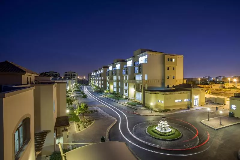 هتل The Grove Resort Bahrain