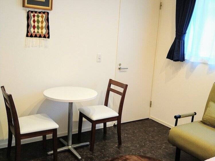 בית מלון כפרי Tokyo Stay Hut Sari