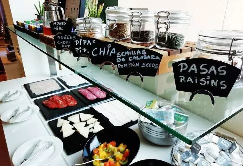 Aparthotel Aura Park Fira Barcelona