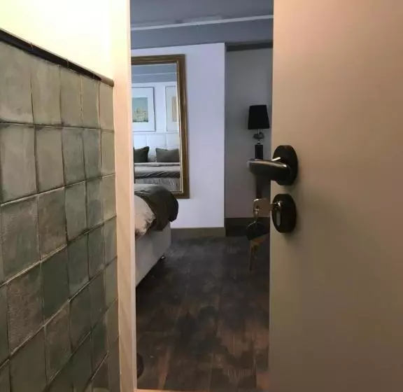 مبيت وإفطار Central Guest Rooms