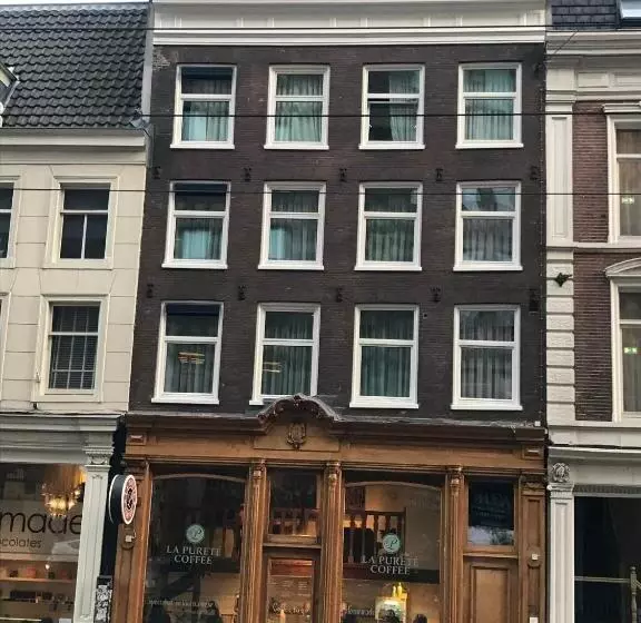 مبيت وإفطار Central Guest Rooms