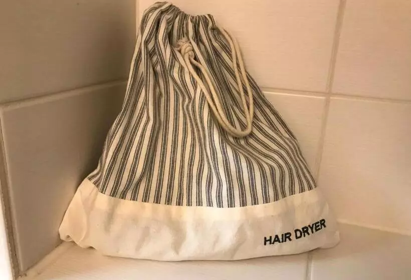 مبيت وإفطار Central Guest Rooms