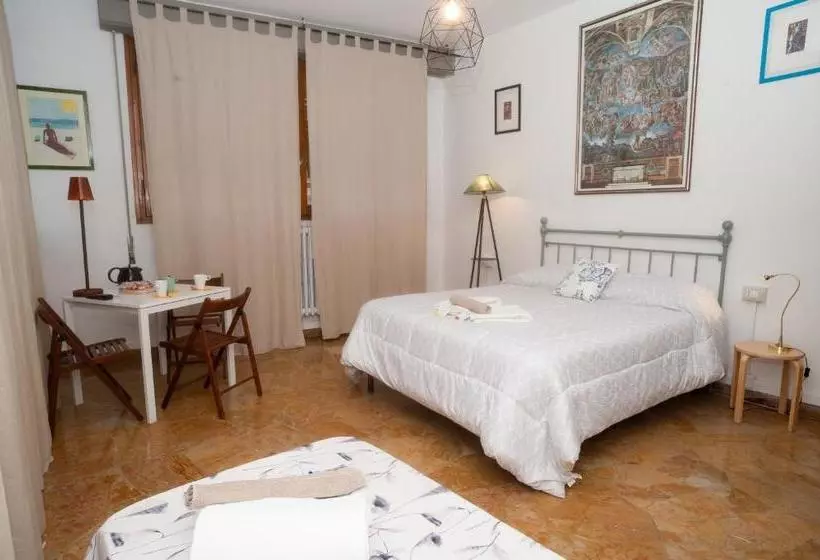 تختخواب و صبحانه Guesthouse Amici Miei