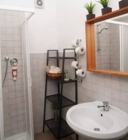 تختخواب و صبحانه Guesthouse Amici Miei