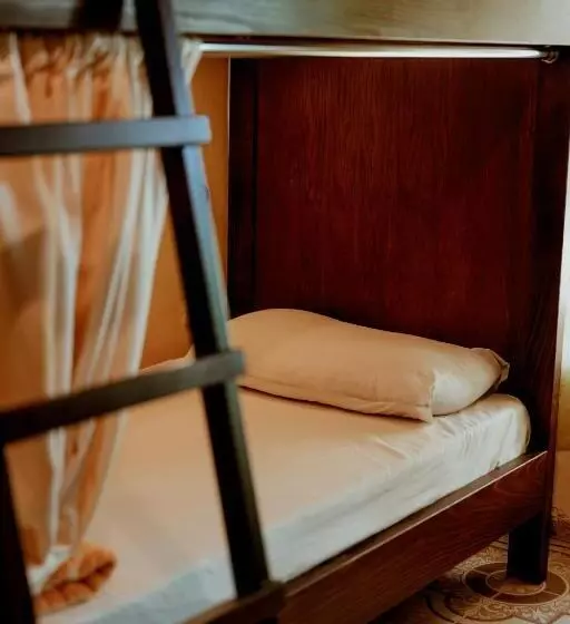 Berat Backpackers Hostel