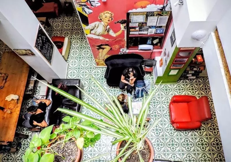 Home Youth Hostel By Feetup Hostels