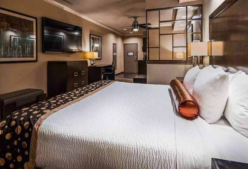 호텔 Best Western Premier Crown Chase Inn & Suites