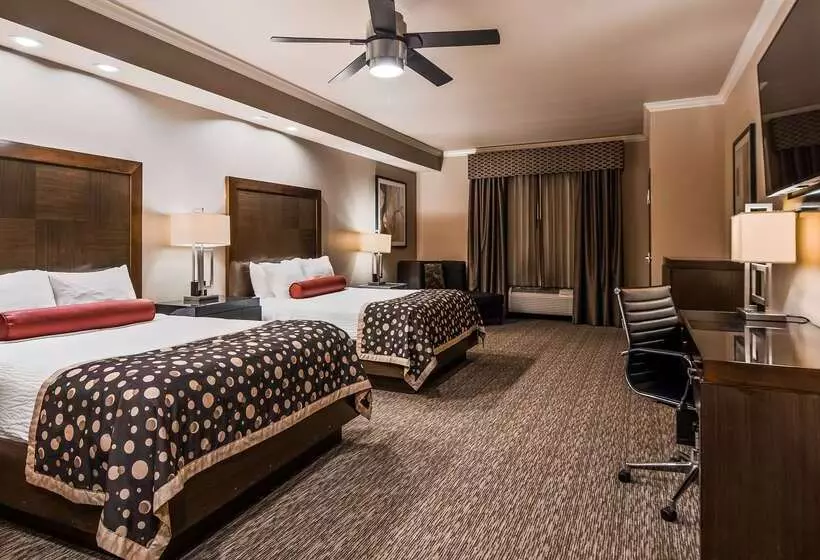 호텔 Best Western Premier Crown Chase Inn & Suites