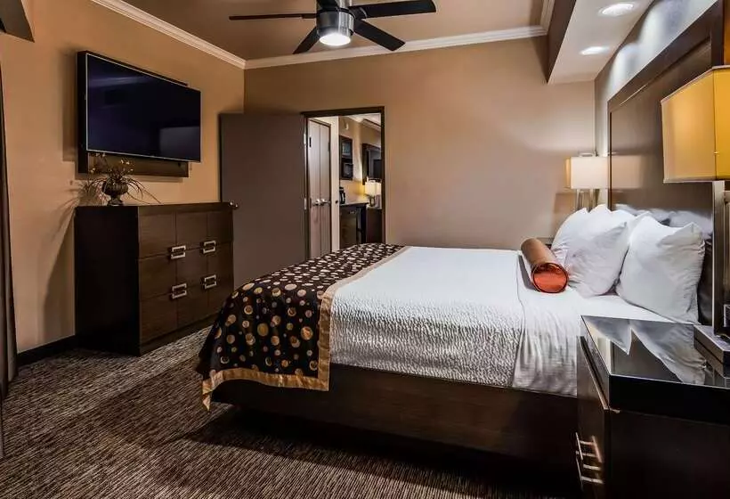 호텔 Best Western Premier Crown Chase Inn & Suites