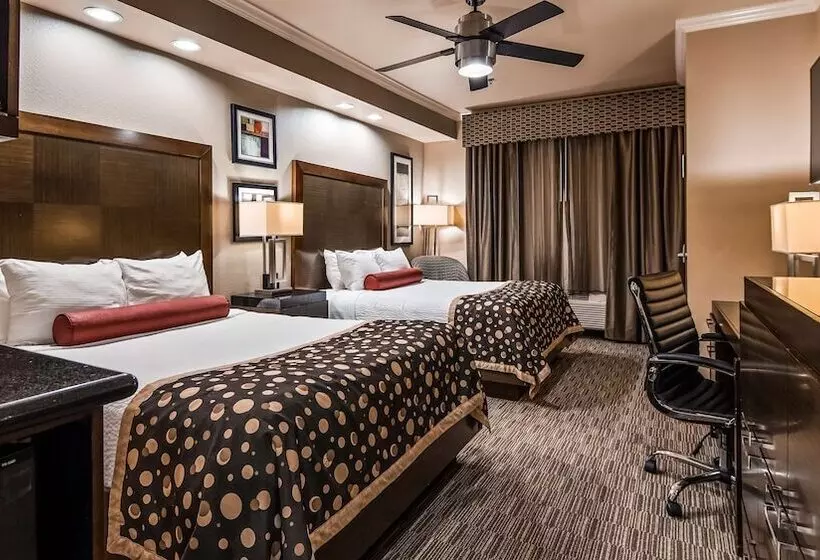 호텔 Best Western Premier Crown Chase Inn & Suites