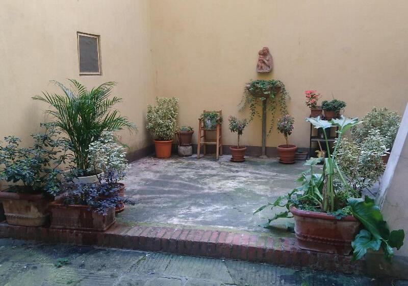 هتل Il Pitti  Soggiorno