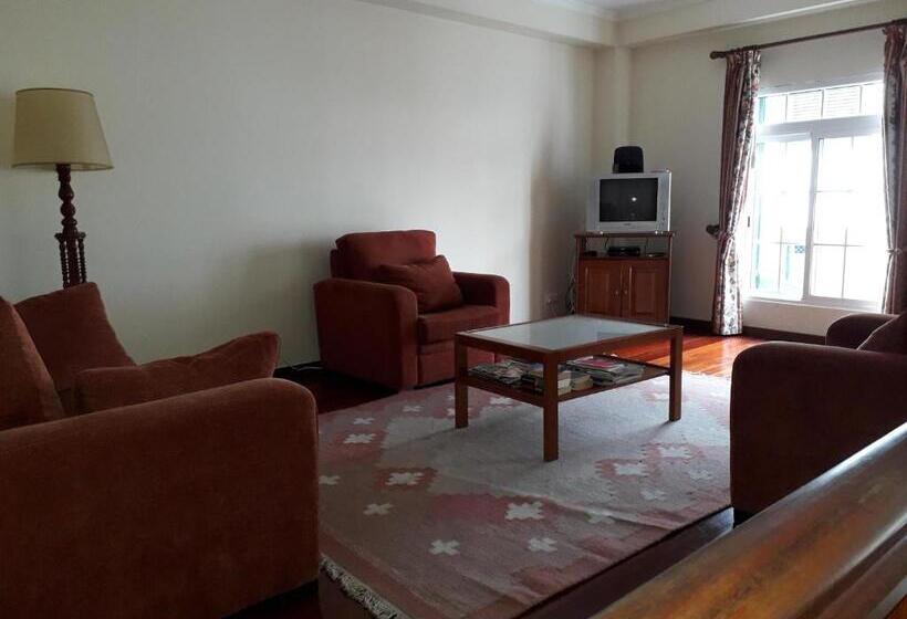 فندق Pensao Residencial Mirasol