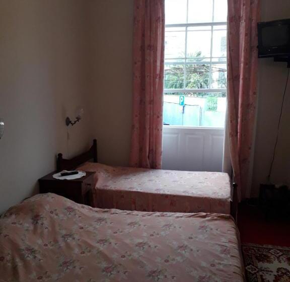 فندق Pensao Residencial Mirasol