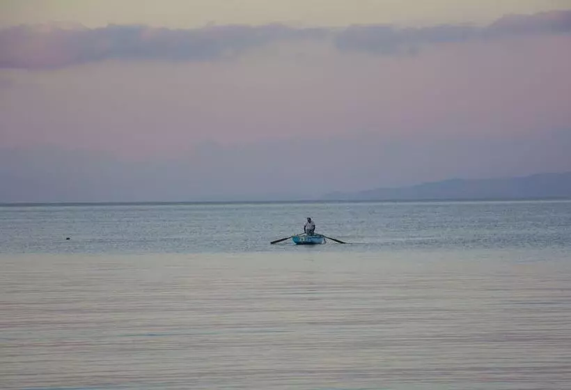 Ionian Eye Design Studios & Spa