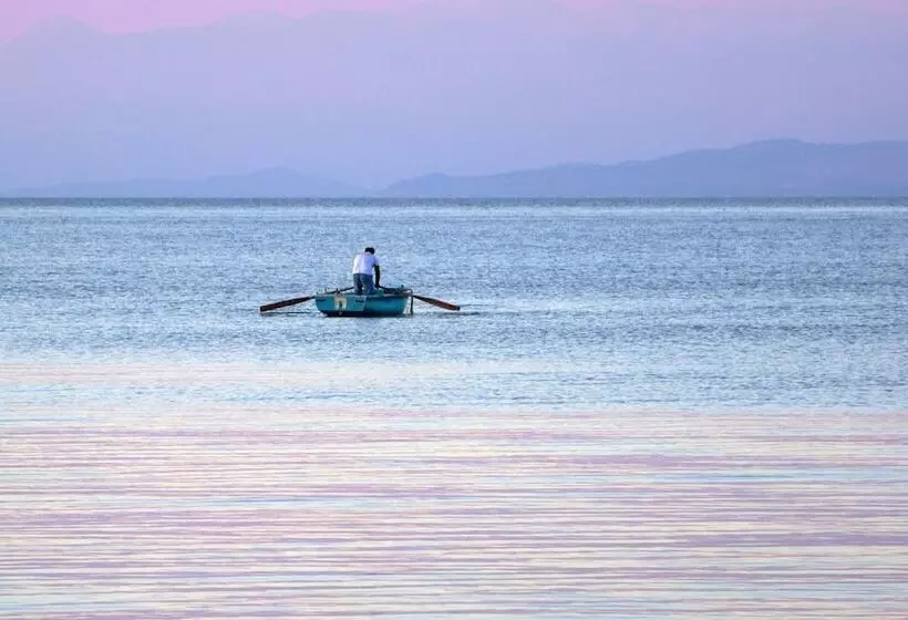 Ionian Eye Design Studios & Spa