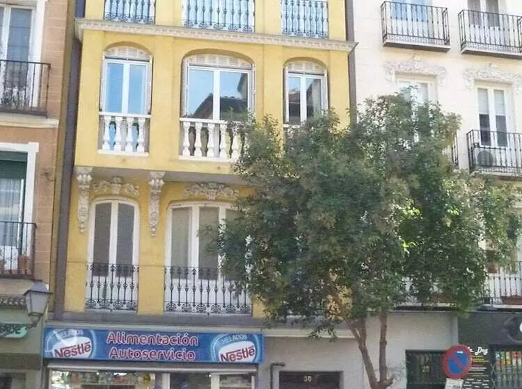 پانسیون Babel Guesthouse